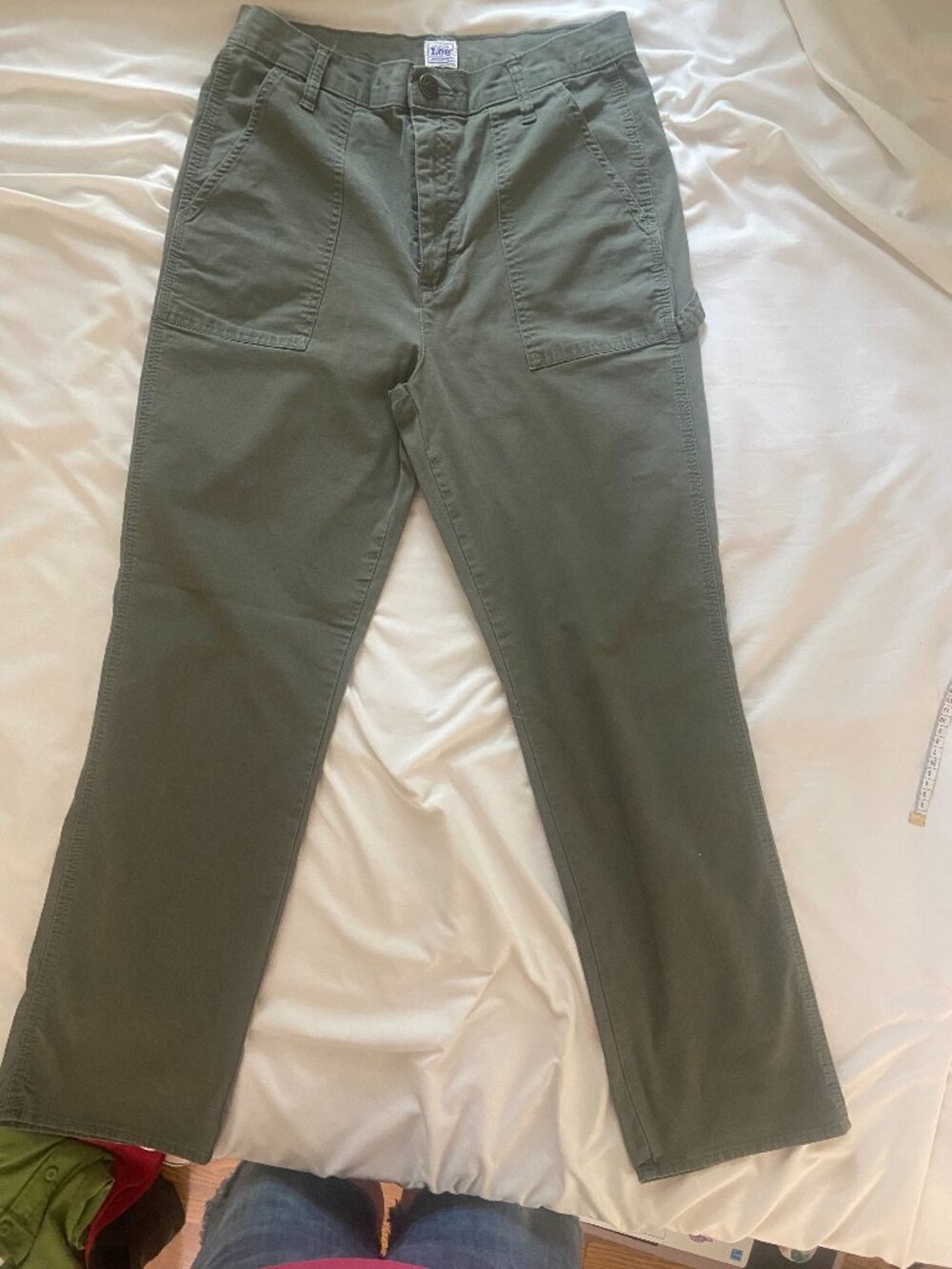 Women's Olive Green Lee Pants. Excellent condition.